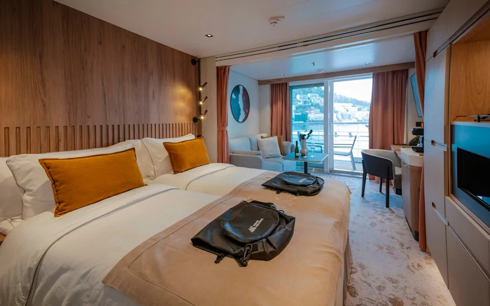 SH Minerva ; best cruises Philippines