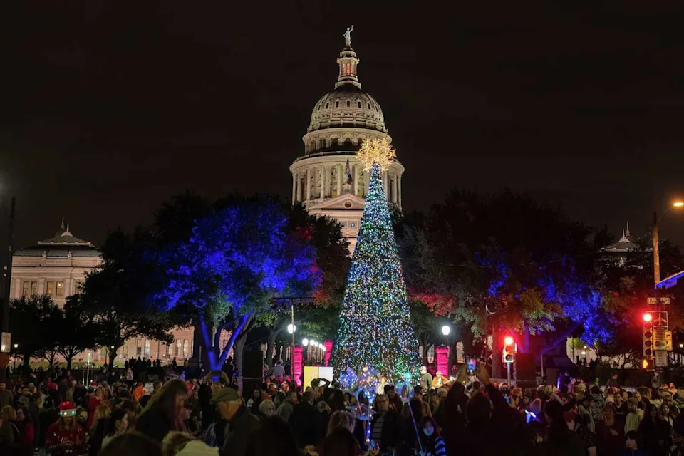 Austin's Downtown Holiday Stroll on Dec. 3, 2022, brought people together on Congress Avenue for two local traditions: the Capitol Christmas tree lighting and the annual KUT/KUTX carol singalong. (Suzanne Cordeiro / Special to American-Statesman)