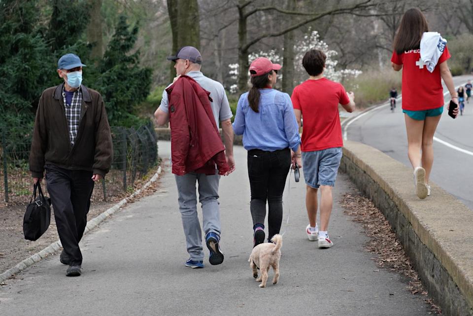 Raised heart rate while walking helps to increase blood flow to the brain (Getty Images)