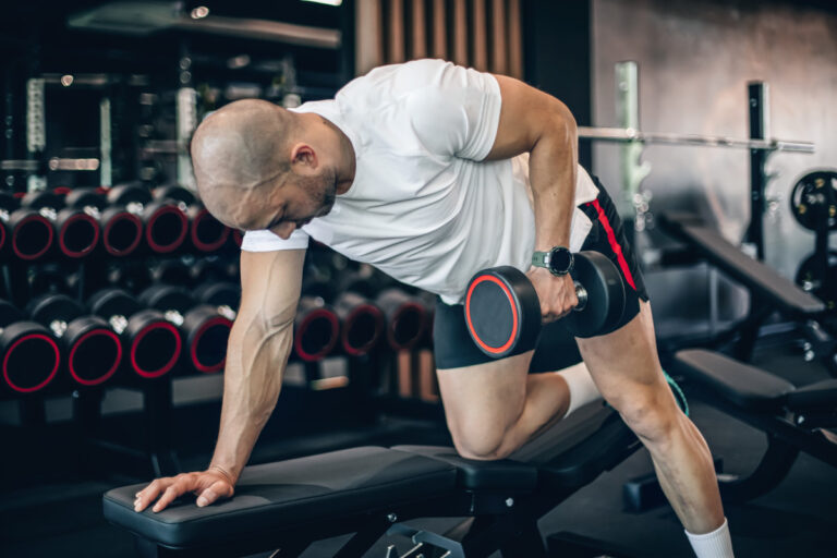 How to Do Safer Single-Arm Rows and Reduce Hernia Risk, According to a Trainer