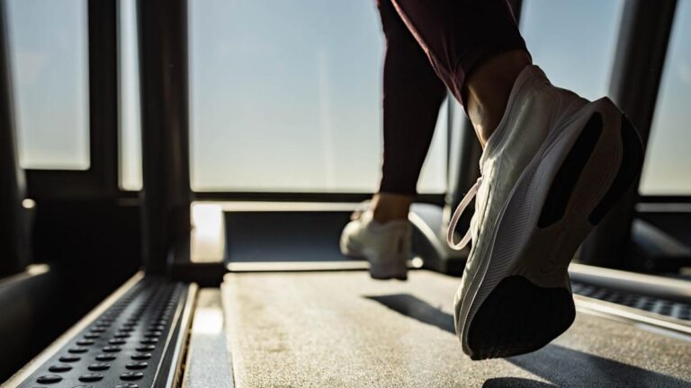 These Treadmill Workouts Build Speed and Endurance—And Actually Fly By