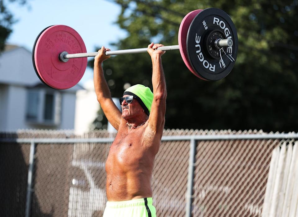 Can you cut calories while you’re trying to build muscle? It’s a delicate balance - but experts say it can be done (Getty Images)