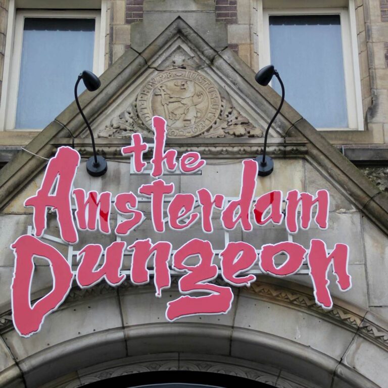 Visiting the Amsterdam Dungeon | Amsterdam Guide